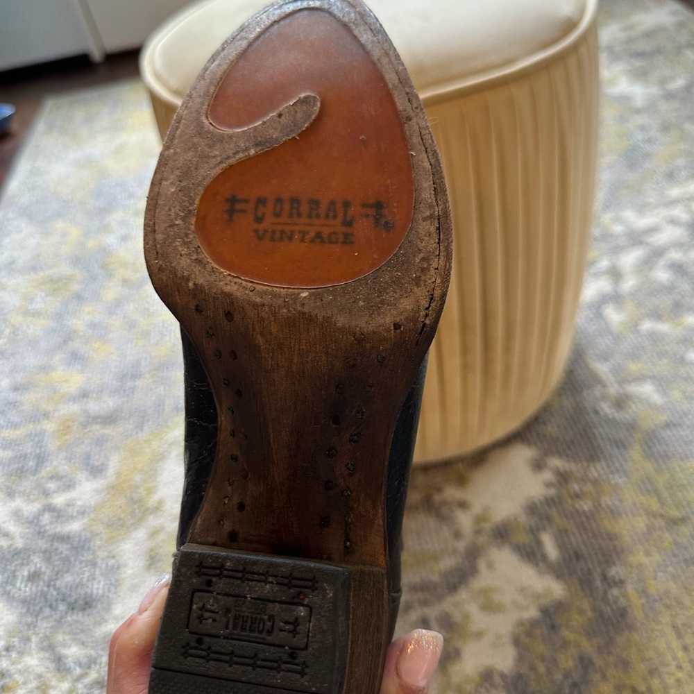 Women boots corral vintage